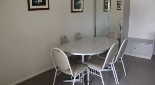The Saltbush Motor Inn, Забронировать Мини-отель Хэй Riverina