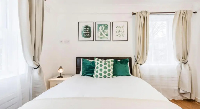 Апартаменты CHARMING APARTMENT By HYDE PARK