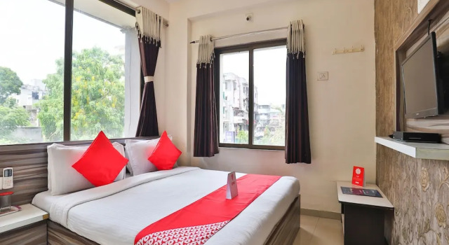 OYO 2656 Hotel Sunstar, Rezervovat Hotel Hotely v Gujarat s parkováním, Parkování