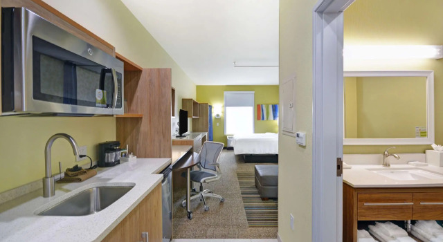 Двухместный люкс Home2 Suites By Hilton Dallas Desoto