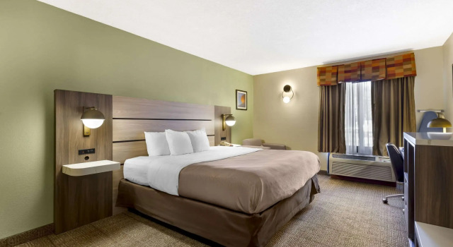 Двухместный номер Standard Quality Inn Raleigh Downtown