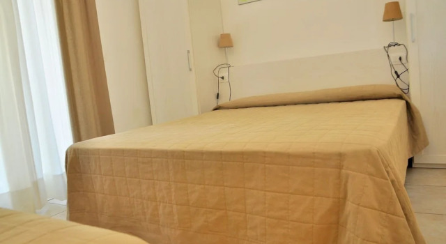 Beautiful Flat With Swimming Pool and Solarium, Забронировать Апартаменты/квартира Бибионе-Пинеда Венето, рядом с Долина Вальгранде