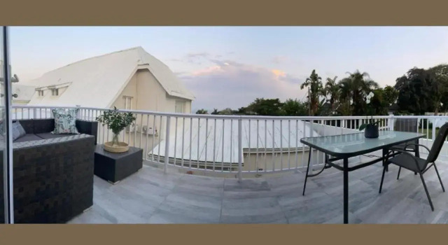 The Loft on Monteith, Забронировать Отель Дурбан Квазулу-Наталь, рядом с Durban North Conference Centre