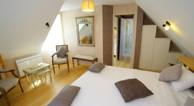 Люкс Hôtel 3 Étoiles La Ferme de Vur Ven
