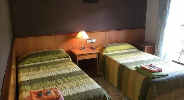 Can Baral·la, Prenota Hotel Hotel a Ripolles con parcheggio, Parcheggio
