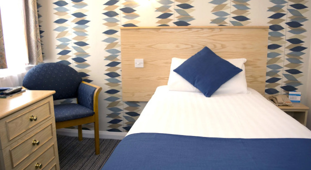 TLH Derwent Hotel - TLH Leisure, Entertainment and Spa Resort, Забронировать Курортный отель Отели Торки с парковкой, рядом с Corbyn Beach, Парковка