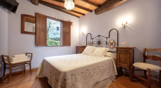 Casa dos Ulloa, Prenota Hotel Cenlle Galizia