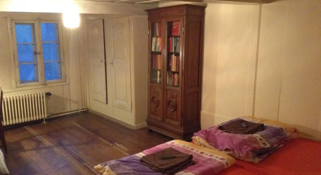 Коттедж 200 Year Old Swiss House