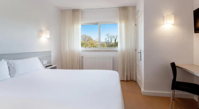 Номер Standard B&B HOTEL Oviedo
