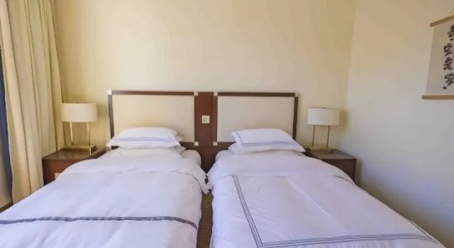 Люкс Lijiang Jianshan Yashu Homestay