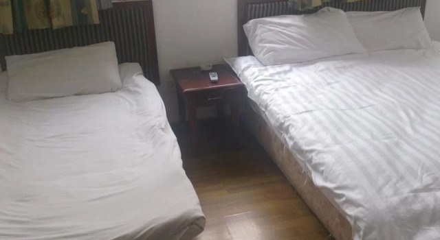 Guanzhong Hostel