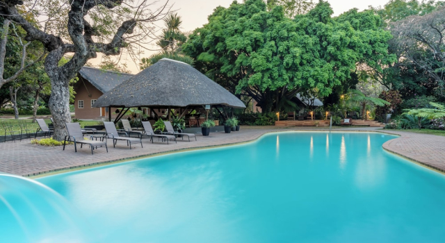 Sunbirds Oasis Lodge, Buchen Sie Ferienhaus Hoedspruit Phalaborwa