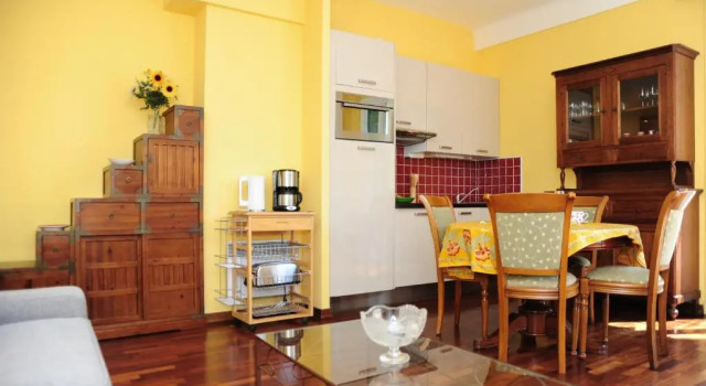 Апартаменты Suite Genevieve Five Stars Holiday House