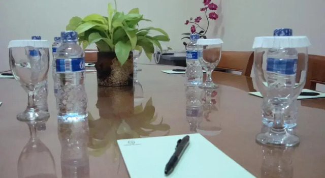 Полулюкс Executive Hotel Sentral Jakarta
