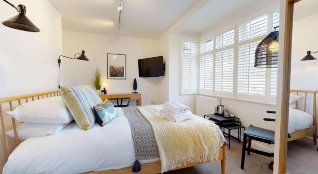 Коттедж The Oxford Lodge six bedroom Oxford home