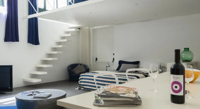 Bocconi Hintown House, Забронировать Отель Милан Ломбардия, рядом с Комплекс зданий Ротонда-делла-Безана