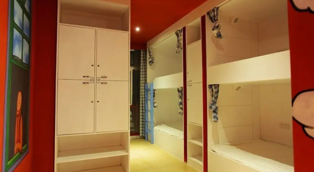 Кровать в общем номере (мужской номер) ShangriLa Free Life Youth Hostel