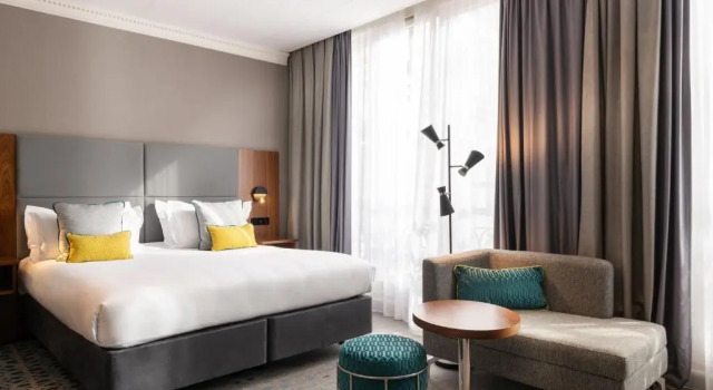 Двухместный номер Premium Crowne Plaza Paris - Republique by IHG
