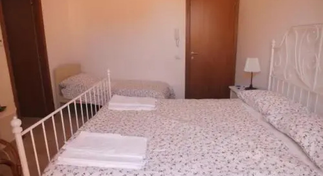 B&B Il Torrione, Забронировать Отель «постель и завтрак» Джези 