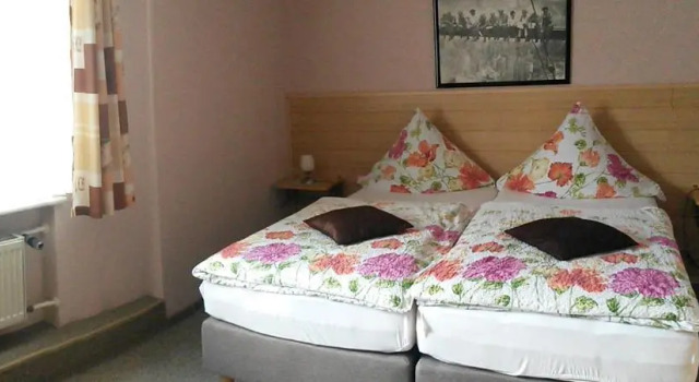 Трёхместный номер Standard Hotel Andernacher Hof