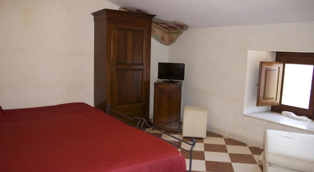 Трёхместный номер Villa Cosilinum