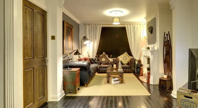 Коттедж Deluxe Canning Town House