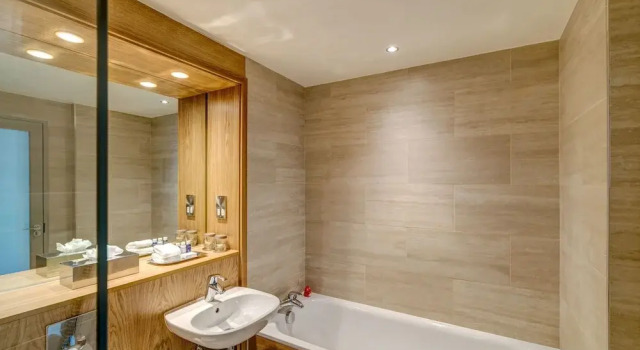 Двухместный номер Superior Apex City Quay Hotel & Spa