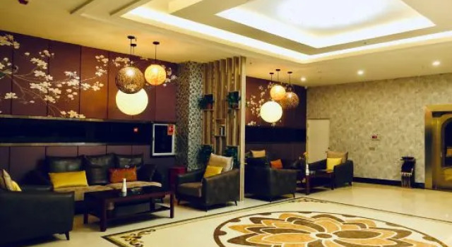 Kashi Qingju Hotel, Boek Hotel Kashgar Xinjiang