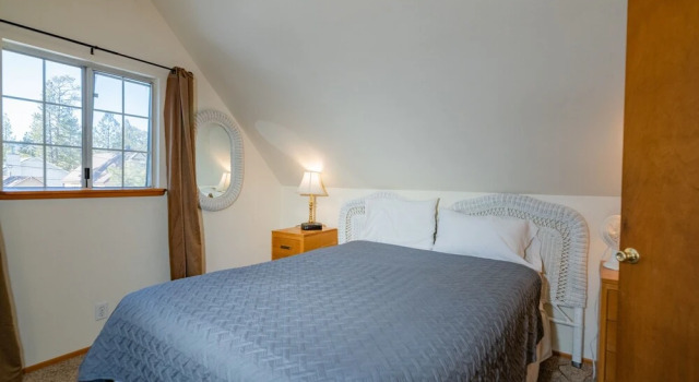 Our Cozy Cabin - Cute And Cozy Two Story Cabin Close To The Lake And The Village! 2 Bedroom Home, Rezerwuj Hotel Big Bear Lake Stany Zjednoczone