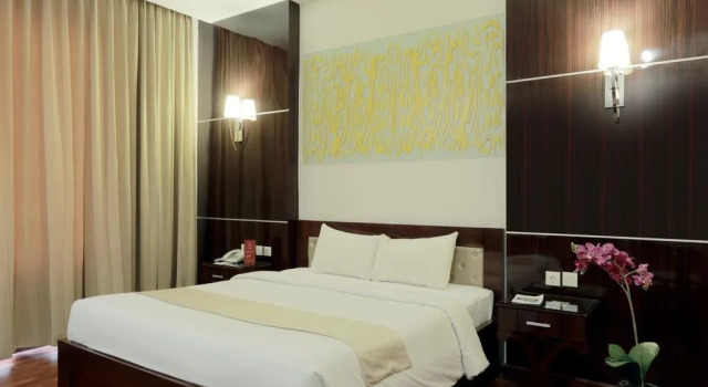 Villa Sutan Raja Palu, Reserva ahora Villa Hoteles en Célebes con piscina, Piscina