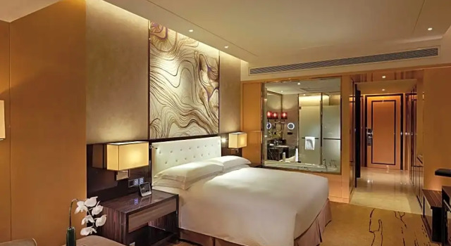 Двухместный номер для гостей с ограниченными возможностями Hilton Zhengzhou