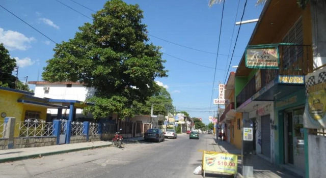 Hotel Tanos, Buchen Sie Hotel Hotels in El Bajio mit Parkplatz, Parkplätze