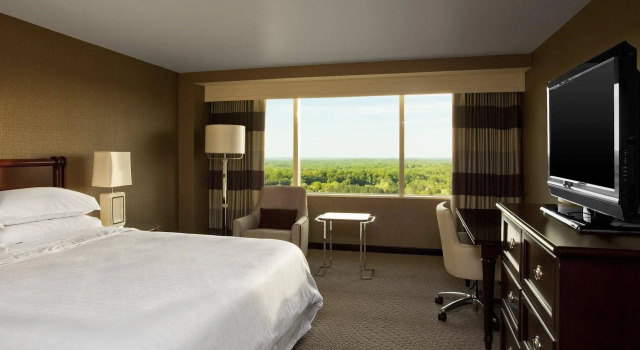Sheraton Tysons Hotel, Забронировать Отель Тайсонс 