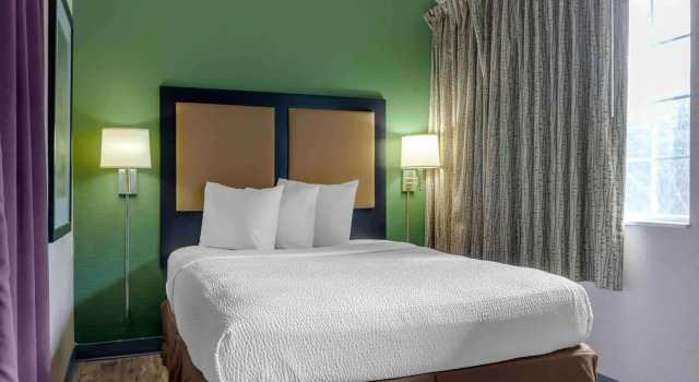 Extended Stay America Suites - Dallas - Plano Parkway, Забронировать Отель Плейно Dallas - Fort Worth Metropolitan Area, рядом с WellBridge Healthcare Greater Dallas