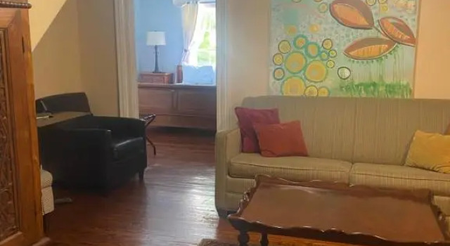 Двухместный люкс Deluxe Balcony Guest House