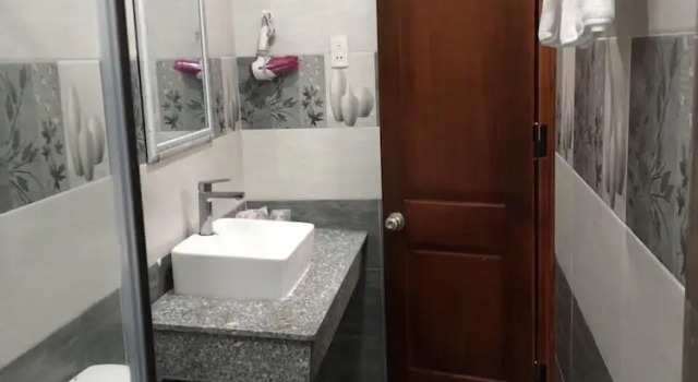 Номер Luxury Phi Long Hotel