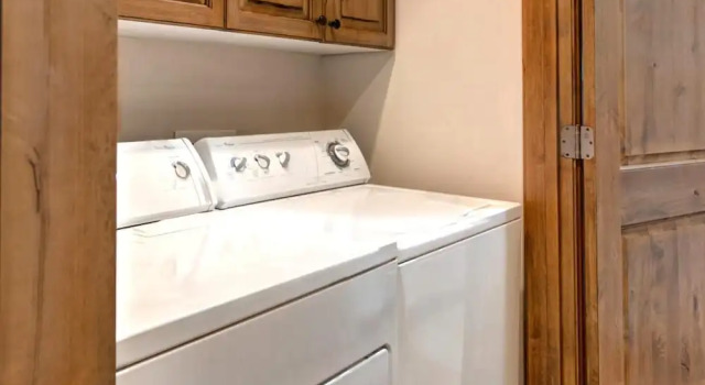 Park City KBM Resorts Walk To Main Street And To Park City Mountain, Hot Tub, On Free Citywide Bus Route 2 Units, 8 Bedrooms Ml-1341, Забронировать Отель Отели Парк-Сити 5 звезд, рядом с Sitka Super Park, 5*