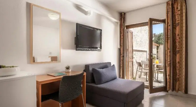Трёхместный номер Standard с балконом Maistra Select Villas Rubin Resort
