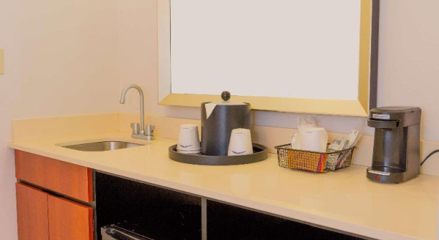Двухместная студия Hampton Inn & Suites Riverside/Corona East
