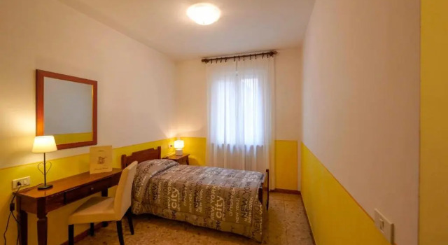 Трёхместный номер Standard Piccolo Hotel
