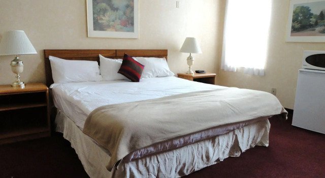 Royal Inn and Suites at Guelph, Varaa Hotelli  