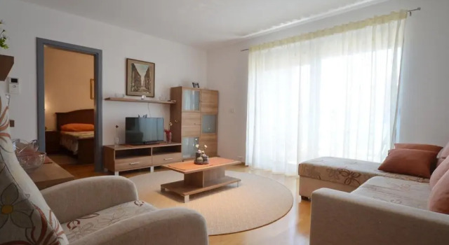 Emma in Rovinj With 1 Bedrooms and 1 Bathrooms, Забронировать Отель Ровинь Rovinj Riviera, рядом с Пристань для яхт Ровиня