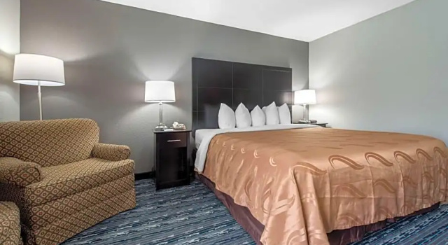 Двухместный номер Deluxe Quality Inn & Suites Brownsburg - Indianapolis West