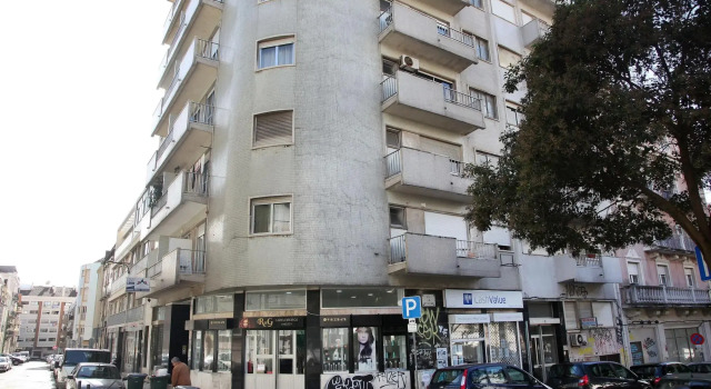 Lisbon Suite Home