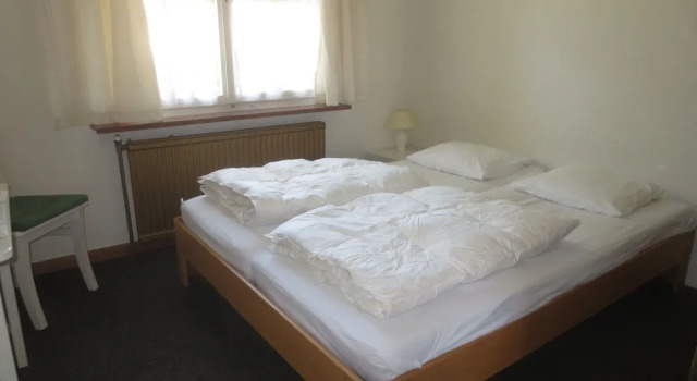 Cozy Chalet With Private Garden Near the Forest, Rezerwuj Chalet Domki letniskowe w Liege, Domek