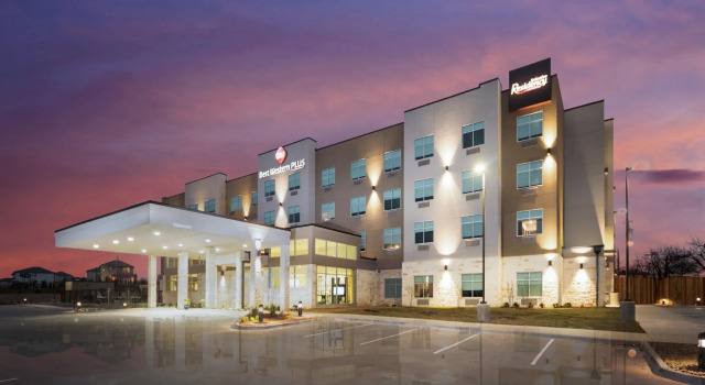 Четырёхместный номер Standard Wingate by Wyndham Austin North - Round Rock