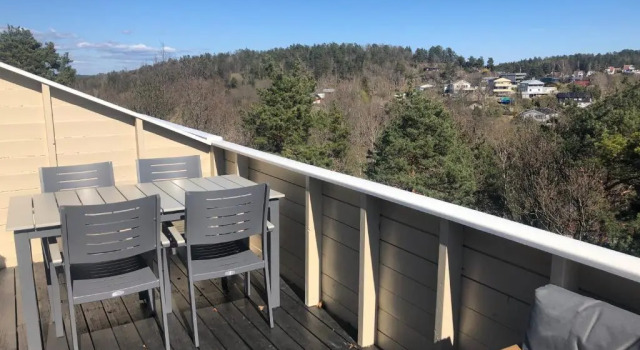 Sentralt rekkehus med solrik veranda!, Rezervovat Hotel Arendal 