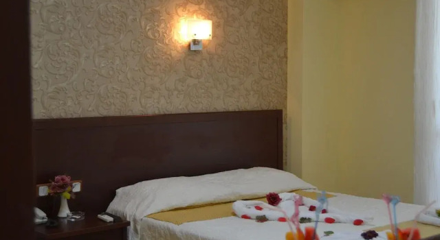Двухместный номер Standard c 1 комнатой Admiral Hotel