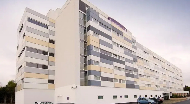Premier Inn Manchester M56/J6 Runger Lane South