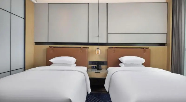 Четырёхместный номер Standard Four Points by Sheraton Huzhou